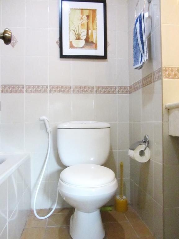 Baywatch Tower Hotell Manila Rum bild